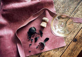 Schaumweinkelch Schürze Korken