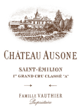 Etikett mit Chateau-Zeichnung und klassischer Schrift auf cremefarbenem Hintergrund.