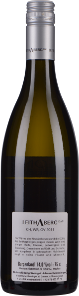 Grüne Weinflasche mit silbernem Schraubverschluss und Etikett im unteren Bereich.