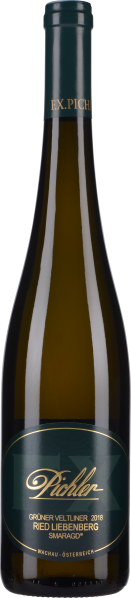 Dunkelgrüne Weinflasche mit elegantem goldenen Etikett und Schriftzug.