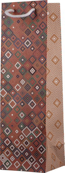 Braune Geschenktüte mit buntem Rautenmuster und weißem Tragegriff.