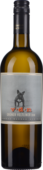 Braune Weinflasche mit stilvollem Etikett und Hundemotiv, Schraubverschluss.