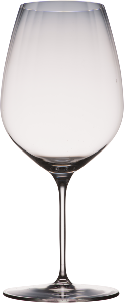 Elegantes, großes Rotweinglas mit langem Stiel und breiter Kelchform.