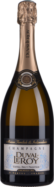 Champagnerflasche mit goldener Kapsel und elegantem Etikett.