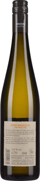 Schlanke grüne Weinflasche mit schwarzem Schraubverschluss, schlichtes Etikett.