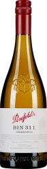 Die Weinflasche ist mit einem leuchtend roten Schraubverschluss verschlossen. Das Etikett ist überwiegend weiß mit einer eleganten Schrift und einem stilisierten Wappen. Die Flasche enthält hellgelben Wein.