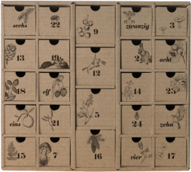 Karton-Adventskalender mit Illustration von Tieren, Pflanzen und Nummern in Schwarz-Weiß.
