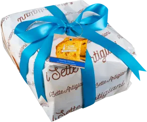 Elegantes Geschenkpaket mit blauem Band und Produktbild-Anhänger.
