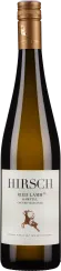 Eine schlanke Weinflasche mit goldenem Schraubverschluss und heller, minimalistischer Etikettengestaltung, auf der ein springender Hirsch abgebildet ist.