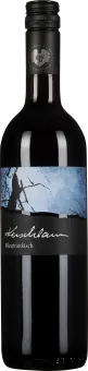 Dunkle Weinflasche mit Schraubverschluss, blau-schwarzes Etikett mit minimalistischem Landschaftsdesign in Blau- und Schwarztönen.
