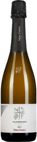 Flasche eines hochwertigen Prosecco mit goldgelber Flüssigkeit, schwarzem Flaschenhals und silberfarbenem Logo auf dem Etikett.
