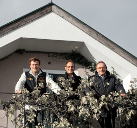 RotesHaus Portrait CapitalsWeinlese