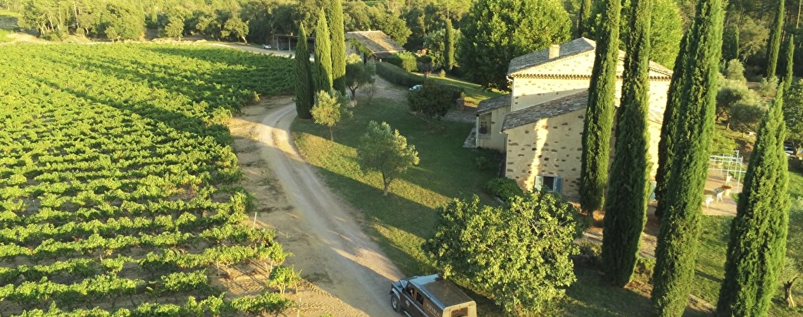 Domaine Mirabeau Bastide vineyards landrover